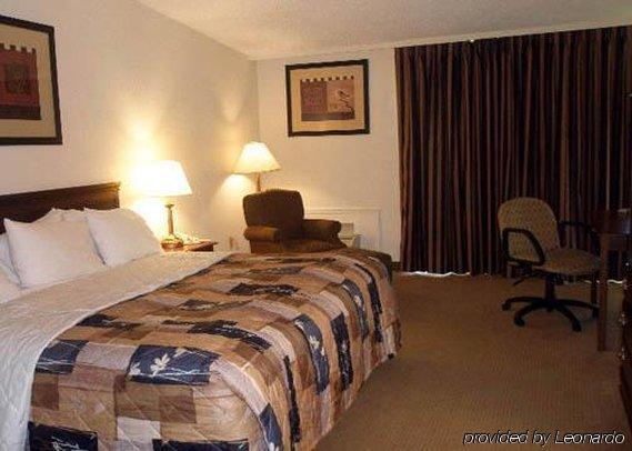 Rodeway Inn Brookville Room photo